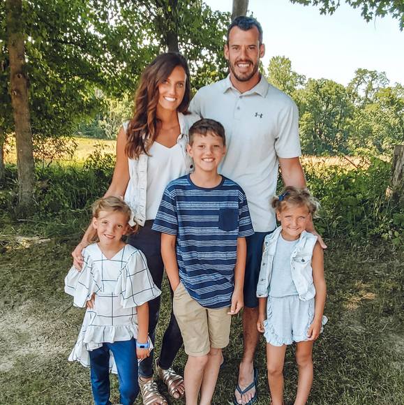 Meet your Posher, Kurt-staci - Picture 1 of 1